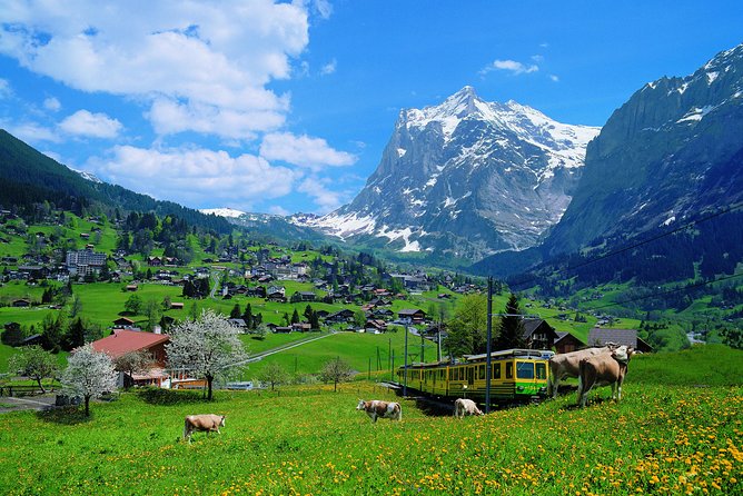 2-Day Jungfraujoch Top of Europe Tour from Zurich: Interlaken or Grindelwald - Zurich to the Bernese Oberland in one piece