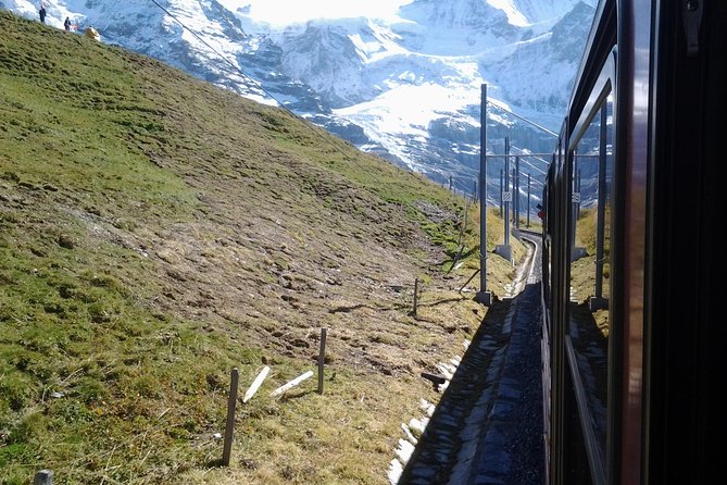 Attraction Ticket: Jungfraujoch Top of Europe self-guided trip - Interlaken Ost to Grindelwald: starting your high-mountain day the easy way