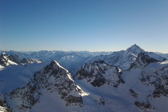Attraction Ticket: Mt. Titlis by Train and Cableway from Lucerne - What to wear and bring, because Mt. Titlis is not kidding
