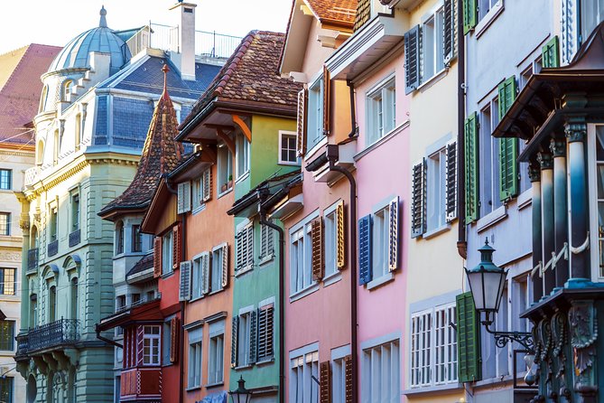 Best of Zürich & Surroundings: Walking Tour, Cable Car and Ferry - Zurich’s city spine, from financial district to University quarter
