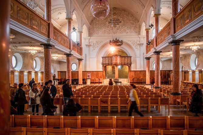 Best of Zurich Tour with Felsenegg Cable Car and Ferry Ride - How the guide style shapes the day, plus language expectations