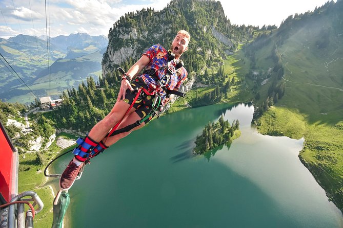 Bungy Jump Stockhorn with OUTDOOR - The free drink and the ride back through Simmental Valley