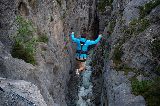 Canyon Swing with OUTDOOR - Quick Tips for First-Timers at 90 Meters Up