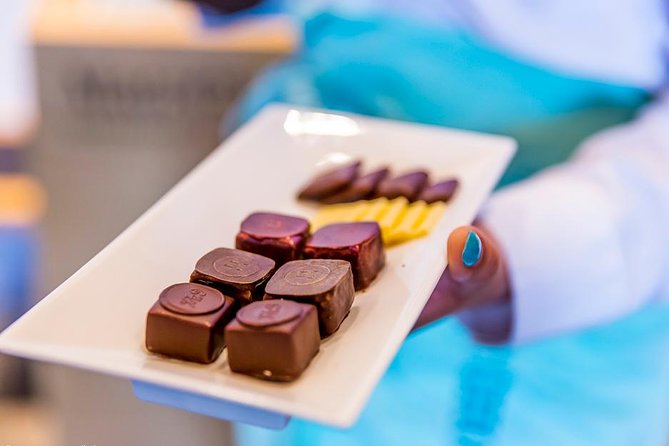Chocolate Tasting with Lake Trip and City Tour: The Ultimate Lucerne Experience - Meeting at Torbogen Luzern and timing your morning