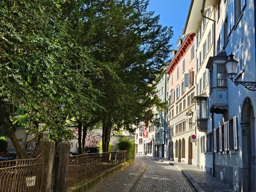 City tour historic old town Zurich - Key Things You’ll Notice on This Zurich Old Town Tour