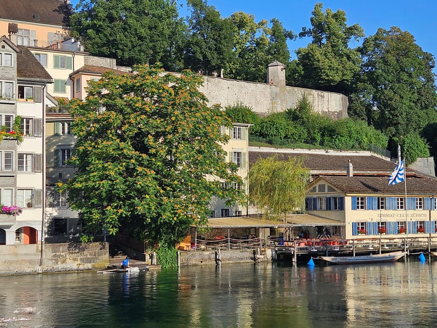 City tour historic old town Zurich - Grossmünster and Fraumünster, Big Names and Real Artistic Payoff