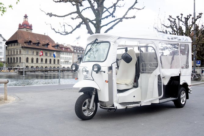 City Tour Plus Lucerne by Etuktuk - The 10.7m and 383kg clue: a fact that becomes a story