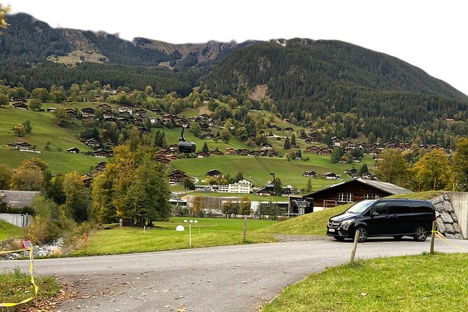 Day trip to Swiss Villages from Zurich - Small Group Tour by Car - Stop 3: Grindelwald walking streets and the Eiger, Mönch, Jungfrau view