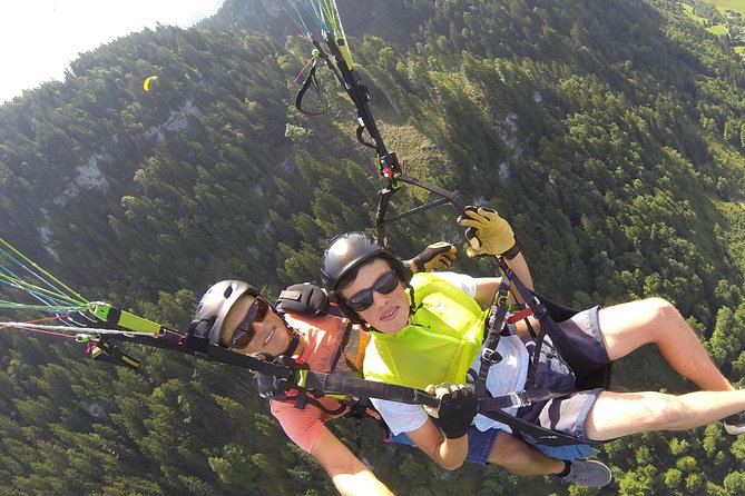 Discovery Flight Lucerne-Engelberg - How the tandem flight really works (and why that’s the point)