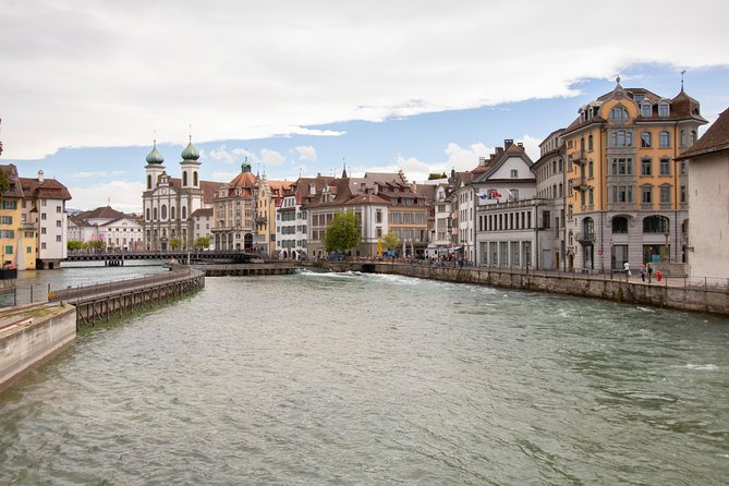 Explore Lucerne in 60 minutes with a Local - Chapel Bridge, Musegg Wall, and Lucerne’s Medieval Core