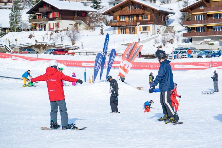 From Interlaken: Afternoon Beginners Snowboarding Lesson - Meeting at Outdoor - Interlaken Base: Get Your Bearings Fast