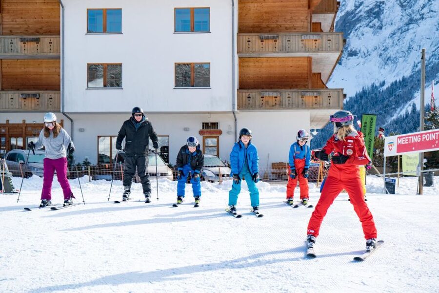 From Interlaken: Afternoon Ski Experience for Beginners - Bodmi Slope Basics: What the Coaching Actually Trains You To Do