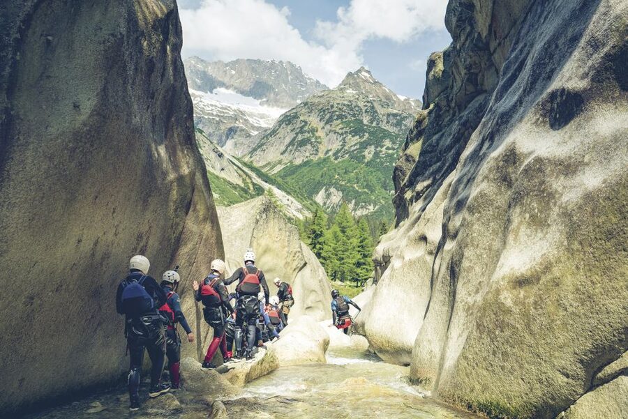 From Interlaken: Grimsel Gorge Canyoning Tour - Safety and Fit: Who This Tour Really Works For