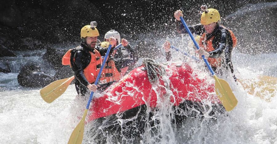 From Interlaken: Lütschine River Whitewater Rafting - Steering Through Grade 3 or 4 Water: What You Are Actually Doing