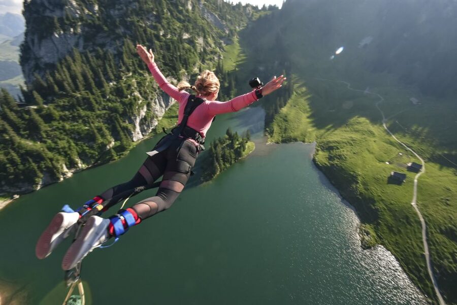 From Interlaken: Stockhorn Bungee Jump - Price and Value: Transportation, Guides, Gear, and One Drink