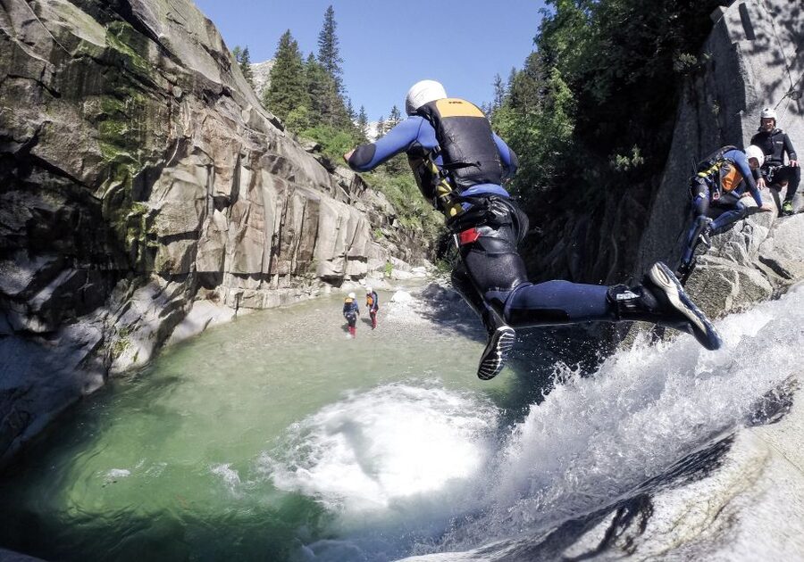 From Zurich: Canyoning in Interlaken - Key Points You Should Know