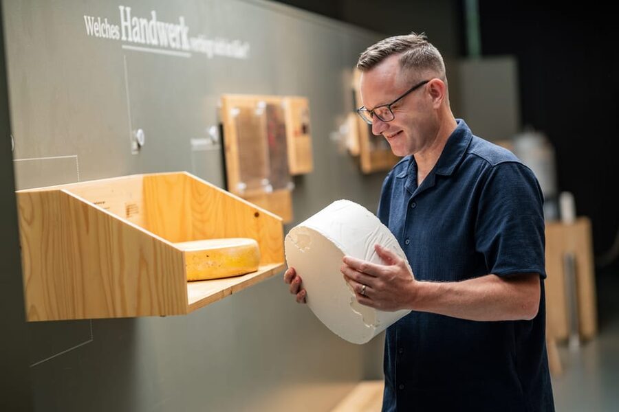 From Zurich: Chocolate and Cheese Tour in Appenzell - Price and what you really get for $102