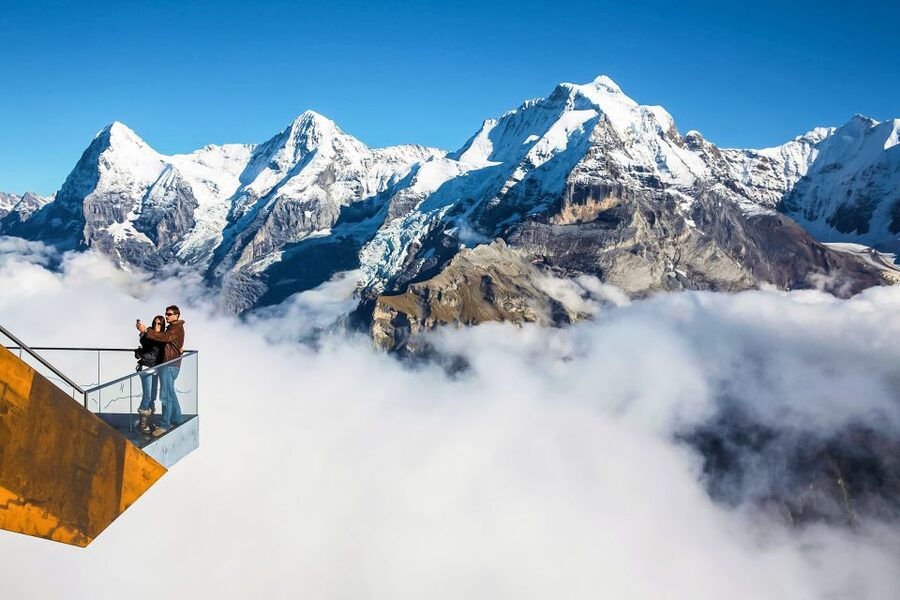 From Zurich: Day Trip to Jungfrau and Interlaken - Grindelwald and the train climb: where the day really changes