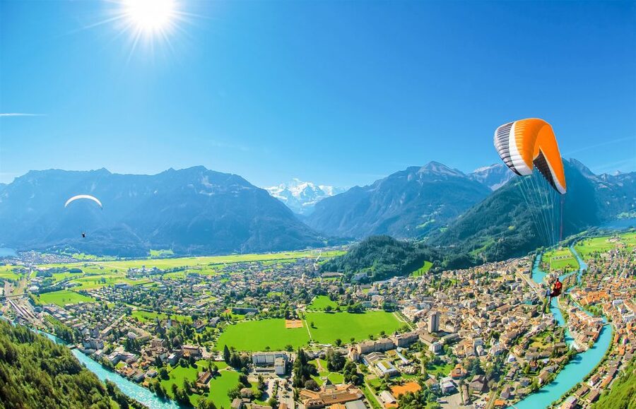 From Zurich: Day Trip to Jungfrau and Interlaken - Alpine Sensation and the ice tunnel: what walking the glacier really means