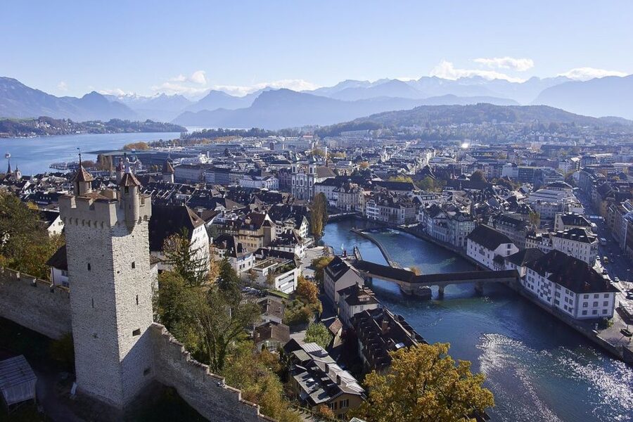 From Zurich: Day Trip to Lucerne with Optional Yacht Cruise - Food, Drinks, and the Little Rules That Shape Your Day