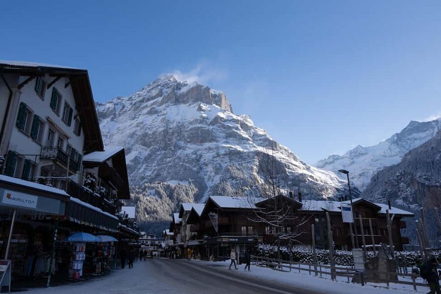 From Zurich: Grindelwald, Lauterbrunnen & Interlaken Tour - Key highlights I’d circle on the map