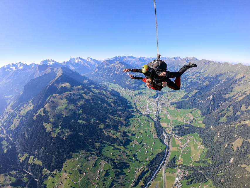 From Zurich: Interlaken Skydiving & Scenic Flight Adventure - What to Bring, How to Dress, and How to Avoid Awkward Moments