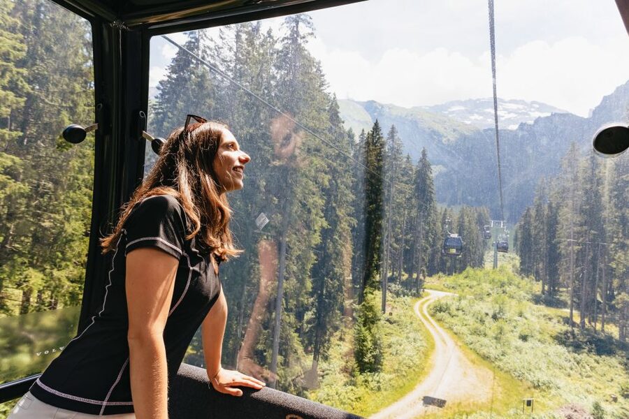 From Zurich: Mount Titlis and Lucerne Day Tour - Lake Lucerne en route: what you actually get on the drive