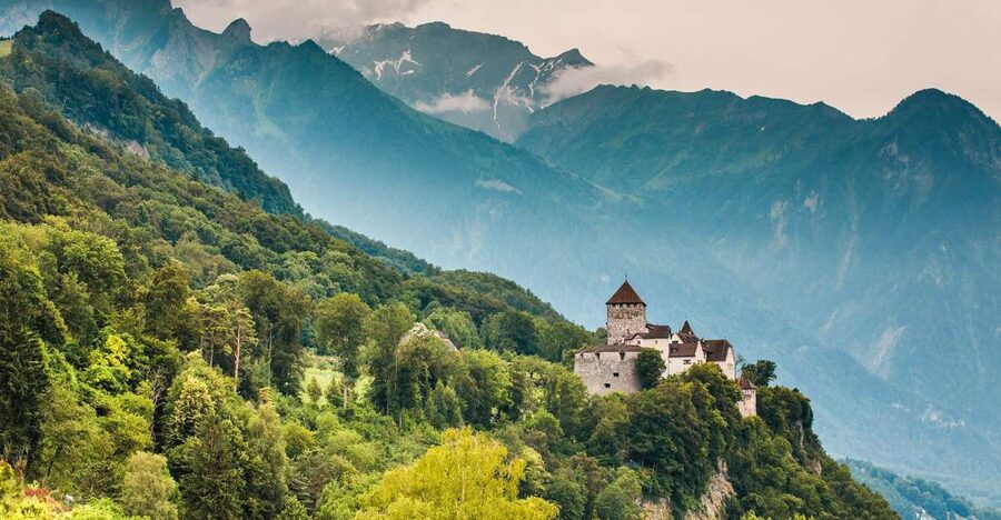 From Zurich: Private 4 Countries in 1 Full-Day Tour - Four Countries in One Day From Zurich: What This Tour Really Feels Like