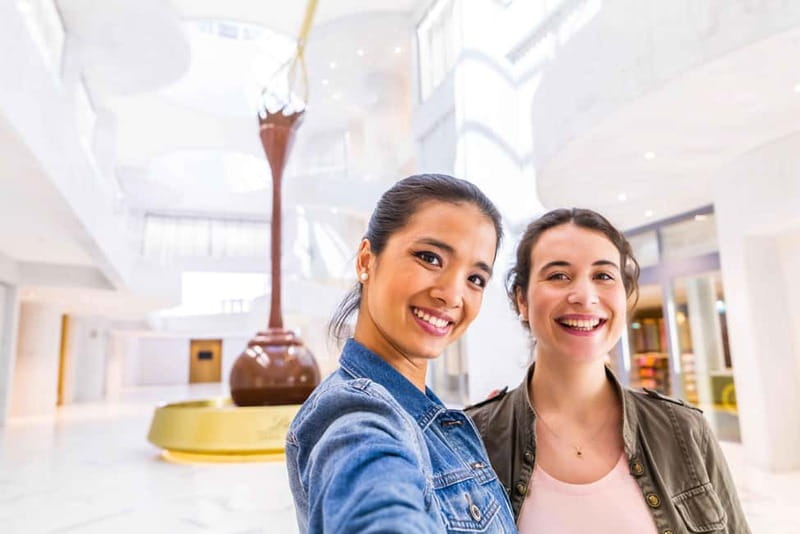 From Zurich: Rapperswil, Einsiedeln, Lindt Home of Chocolate - Getting started at Zurich Sihlquai, then out along Lake Zurich