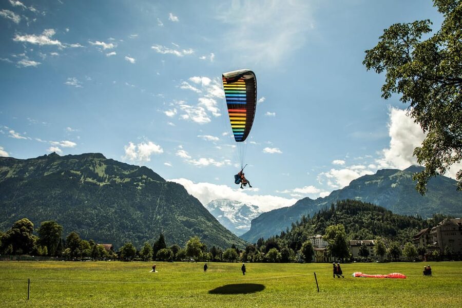 From Zurich: Scenic Interlaken Day Trip by Coach - Why Interlaken Works So Well for a Zurich Day Trip