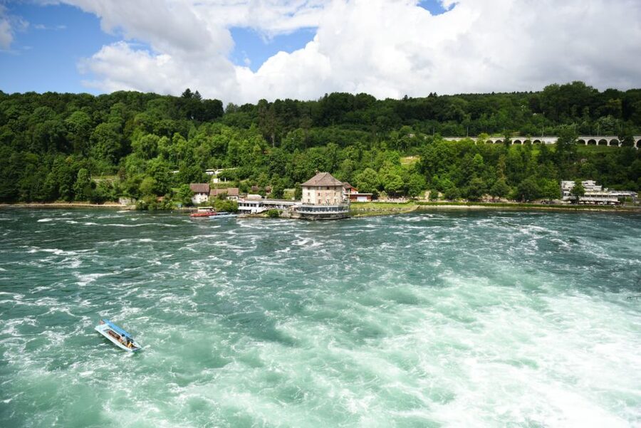 From Zurich to The Rhine Falls - Schaffhausen and the Munot Fortress: Circular and Unusual