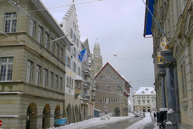 Full-Day Private Zurich Sightseeing Tour and Chocolate Tasting - ZSG-Schifffahrt Cruise: A Calm Reset on the Water