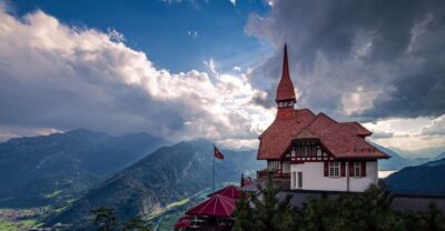Geneva: Interlaken Day Trip & Visit to Harder Kulm Viewpoint