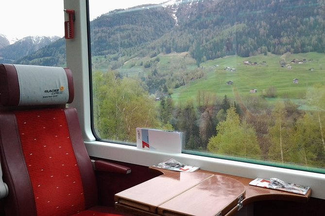 Glacier Express Panoramic Train Round Trip from Zürich With Private Guide - Chur Stop: Winding Old Town Streets and a Cathedral Courtyard