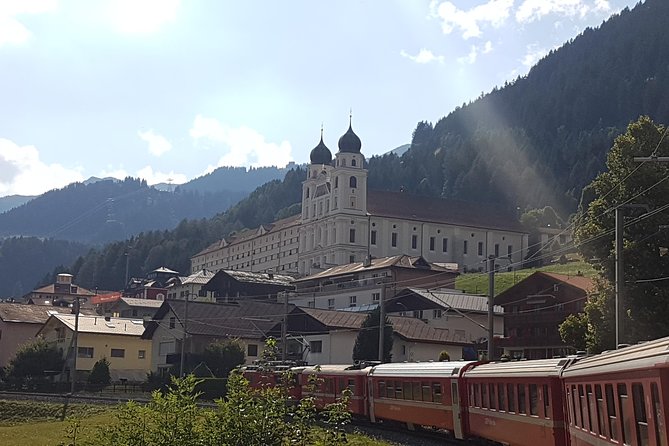 Glacier Express Panoramic Train Round Trip in one Day Private Tour from Luzern - Ruinaulta and the dramatic gorge segment on the way through Graubünden