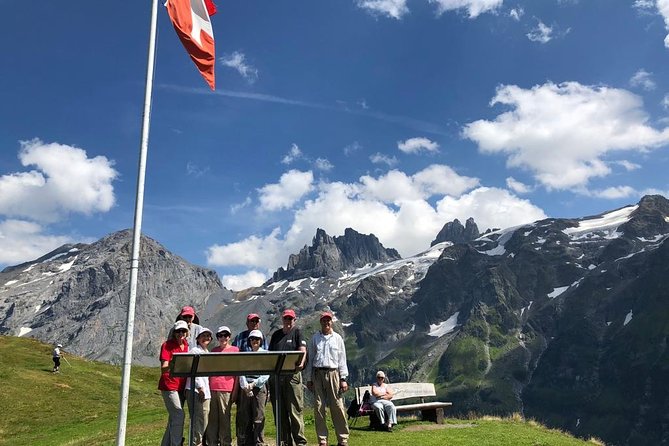 Grindelwald Guided Day Hike - Stop 1: The Eiger and the feeling of being close to the action