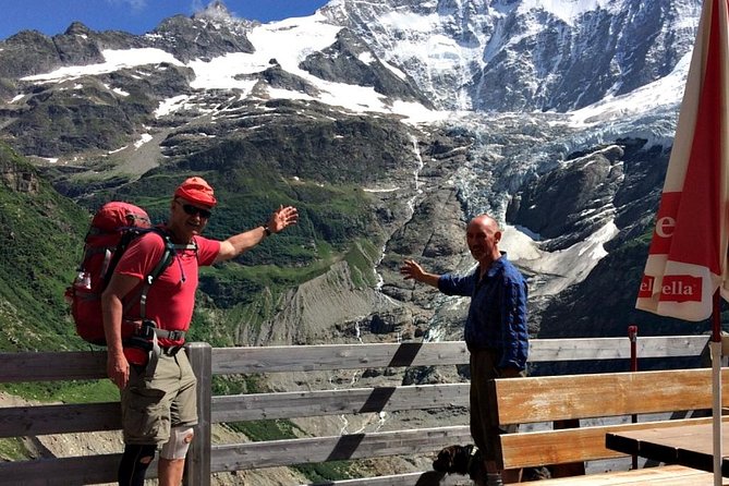 Grindelwald Guided Day Hike - The view plan: Eiger, Mönch, and Jungfrau