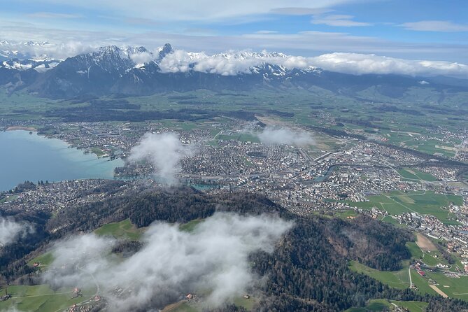Helicopter tour to the Stockhorn mountain, with great view to the Swiss Alps - Over Thun to the Bernese Alps, Eiger, Mönch and Jungfrau