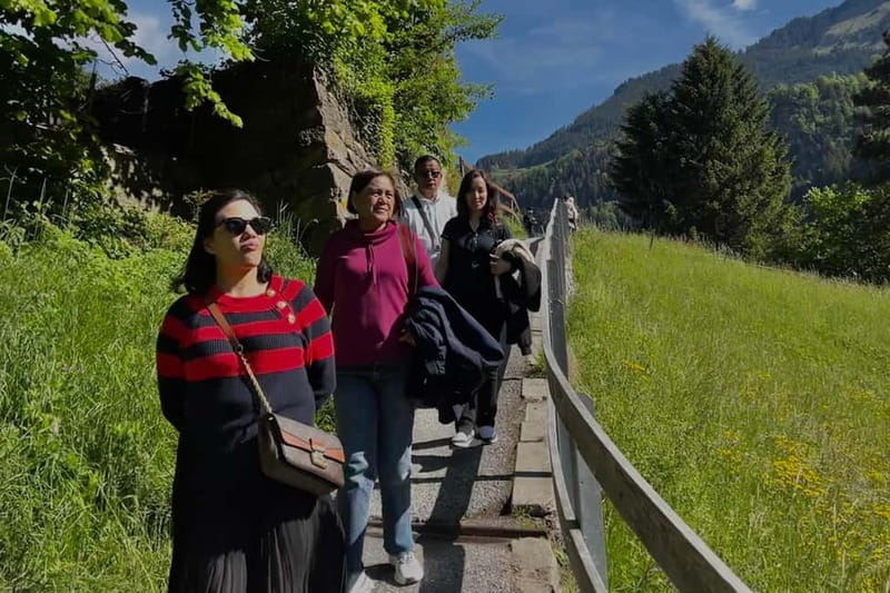 Interlaken: Explore Lauterbrunnen, Wengen & Raclette Tasting - Meeting at Interlaken Ost, Then the First Train Ride to Lauterbrunnen