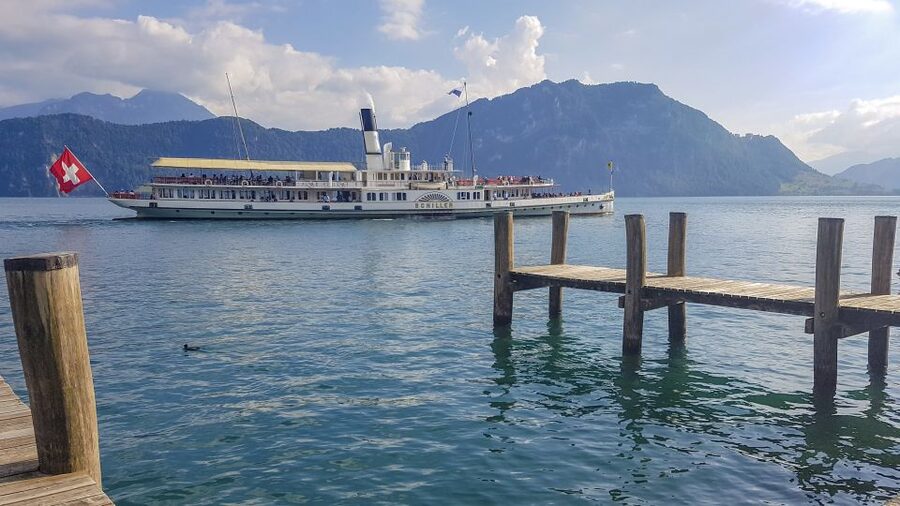 Interlaken: Express Walk with a Local in 60 minutes - Starting at Marktgasse 1, then getting oriented fast