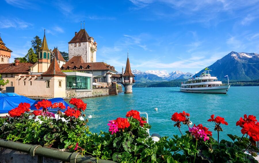 Interlaken: Lake Thun and Lake Brienz Boat Cruises Day Pass - Key things to know before you go