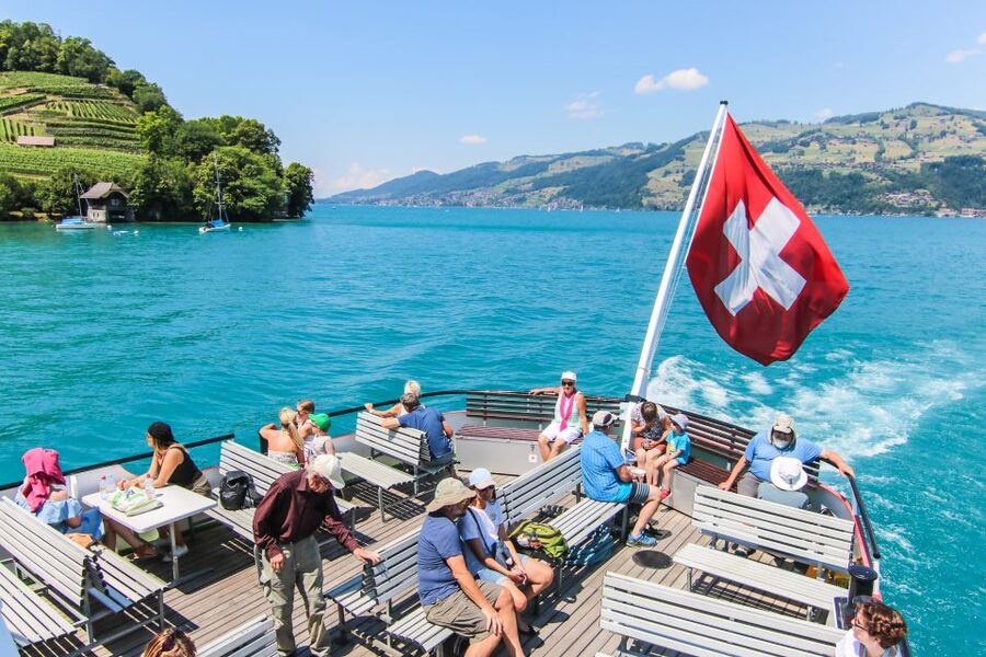 Interlaken: Lake Thun and Lake Brienz Boat Cruises Day Pass - First class upgrade: upper-deck views that feel different