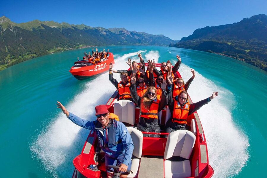 Interlaken: Scenic Jetboat Ride on Lake Brienz - Photos, Phones, and Getting Your Memories Without Missing the Ride