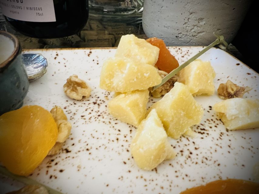 Lake Lucerne Region Wine Tasting - Should you book this Lake Lucerne Region Wine Tasting?