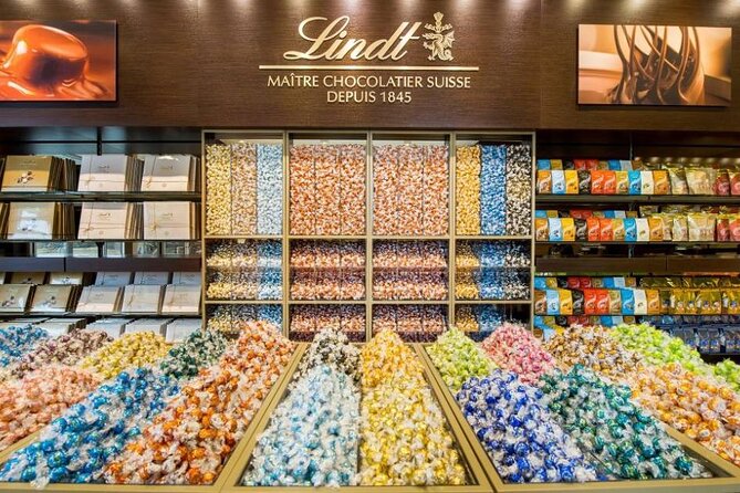 LINDT Home of Chocolate, Cruise On Lake Zurich And Old Town Walking Tour - Dress and comfort tips so the day feels easy