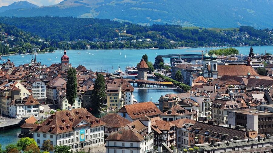 Lucerne: Guided Walking Tour with an Official Guide - Price and value: why this $32 official guide can be a smart buy