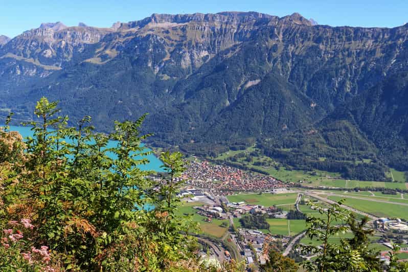 Lucerne: Interlaken & Grindelwald Exclusive Private Day Tour - Interlaken Town Time, with Lake Views Between Two Lakes