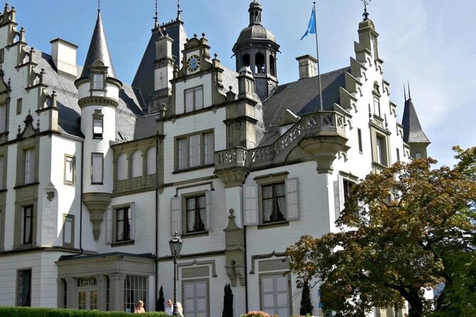 Lucerne Lakeside and Villas Private Walking Tour - Meggenhorn Castle: Vineyards, Gardens, and a Proper Guided Tour