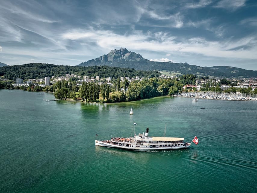 Lucerne: Legends of Lake Lucerne - Steamboat Experience - The 5-course Swiss menu, plus the freedom to eat with the views