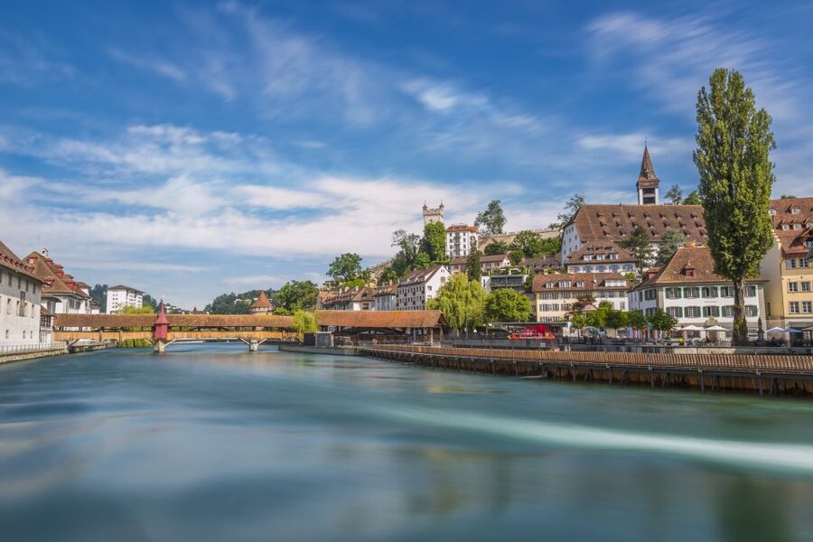 Lucerne: Photography Walking Tour - Lion Monument: photographing a memorial with respect and clarity